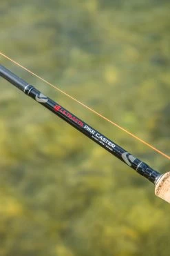 Ultimate Pike Caster 2.40m 30-80g 14 Ultimate Pike Caster 2.40m 30-80g -Fishing Verkoop 2f1abdc07cf8c3a7